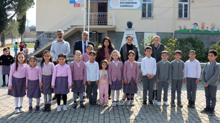 Öğrencilerden deprem bölgesine 3 konteyner