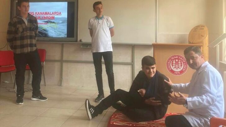 Okullarda ilkyardım eğitimleri