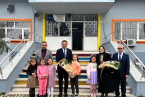 Okullarda Karne Heyecanı Yaşandı