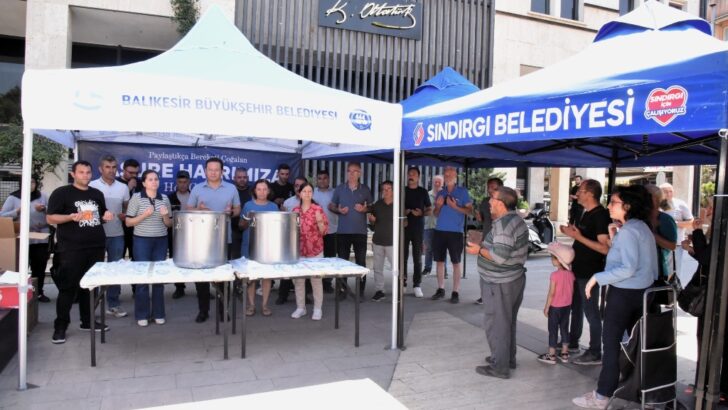 Belediyeden Aşure İkramı