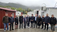 Ak Parti’den Depremzedelere Ziyaret