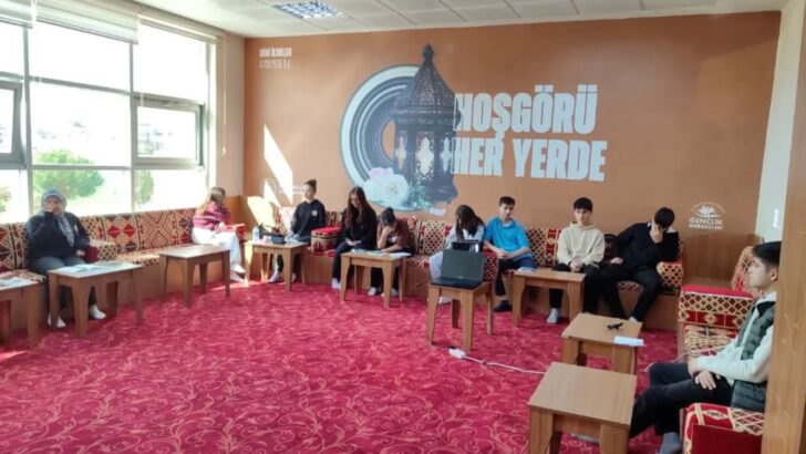 Genç Kalemler Toplandı