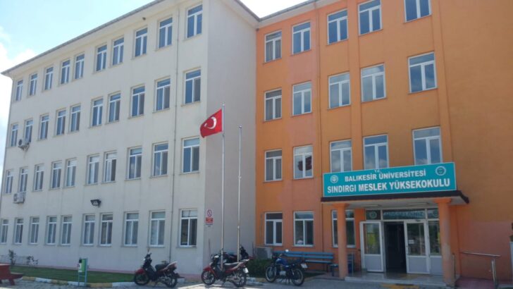 Sındırgı MYO’ da Dersler Uzaktan
