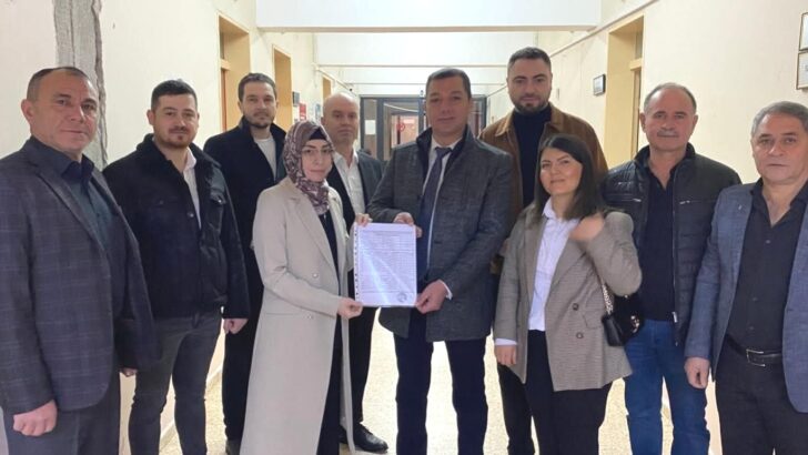 Güner Mazbatasını Aldı