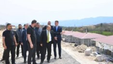 Vali Ustaoğlu Gölcük’te